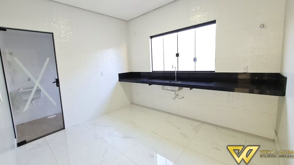 Casa, 3 quartos, 260 m² - Foto 1