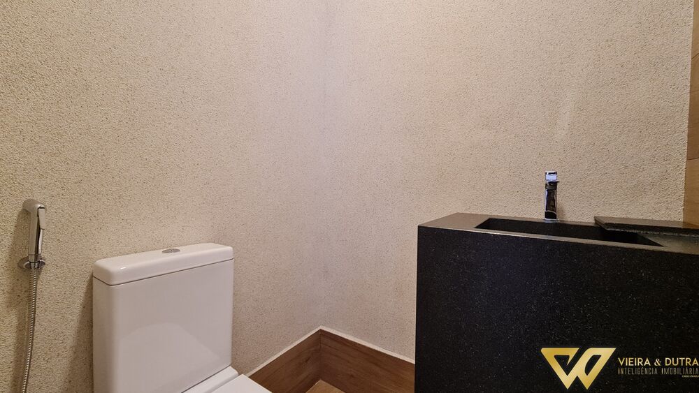 Casa à venda com 3 quartos, 254m² - Foto 4