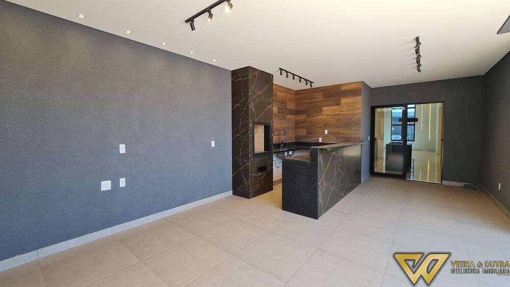 Casa à venda com 3 quartos, 254m² - Foto 7