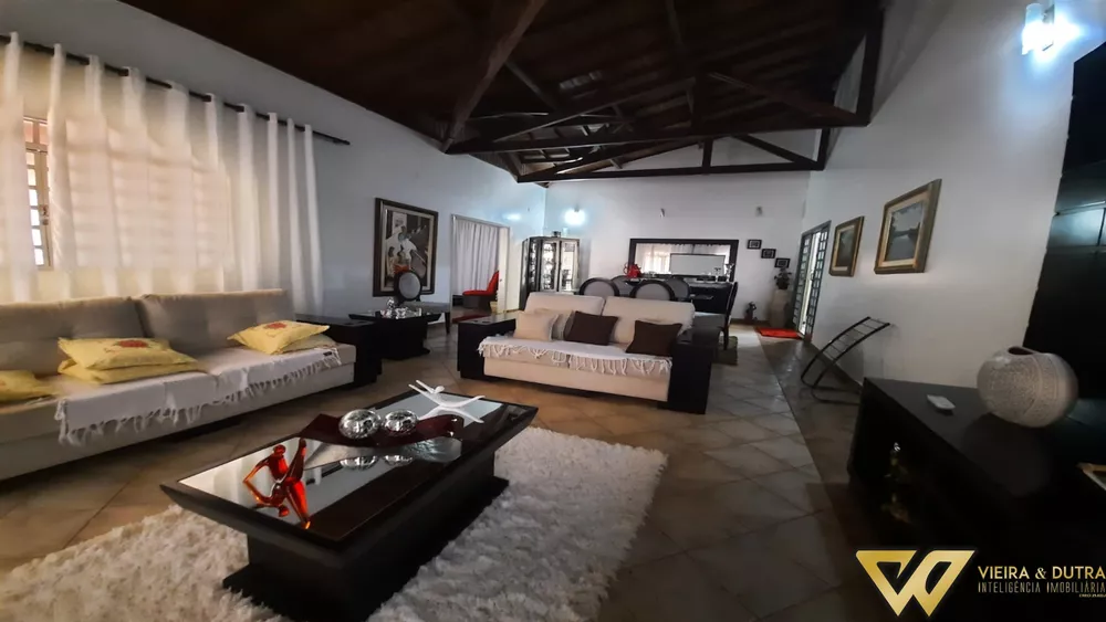 Casa à venda com 6 quartos, 500m² - Foto 4