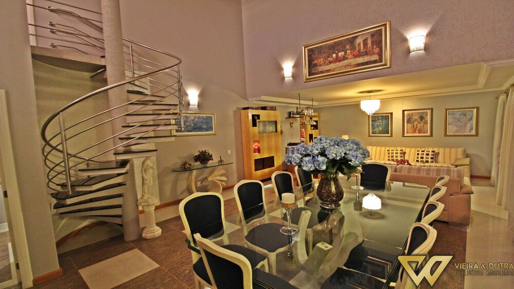 Casa à venda com 5 quartos, 2500m² - Foto 5