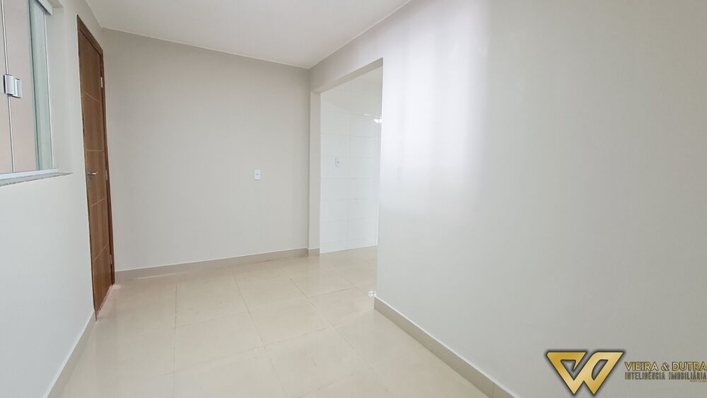 Casa, 5 quartos, 330 m² - Foto 2