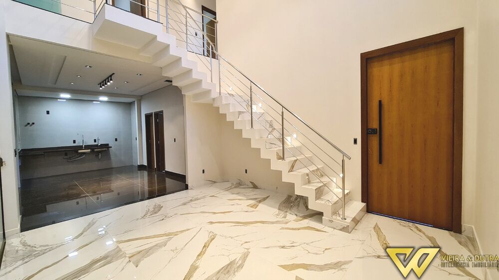 Casa à venda com 4 quartos, 410m² - Foto 1