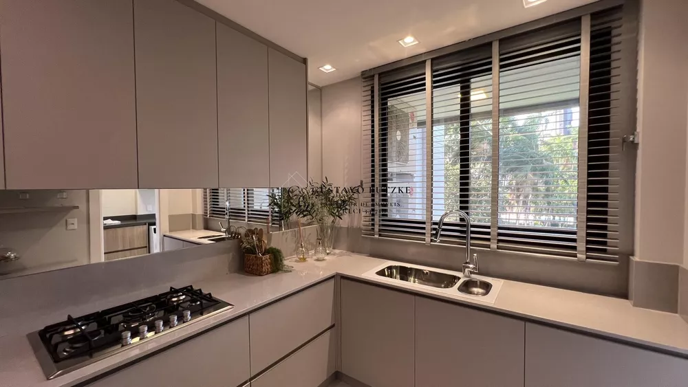 Apartamento, 4 quartos, 278 m² - Foto 2