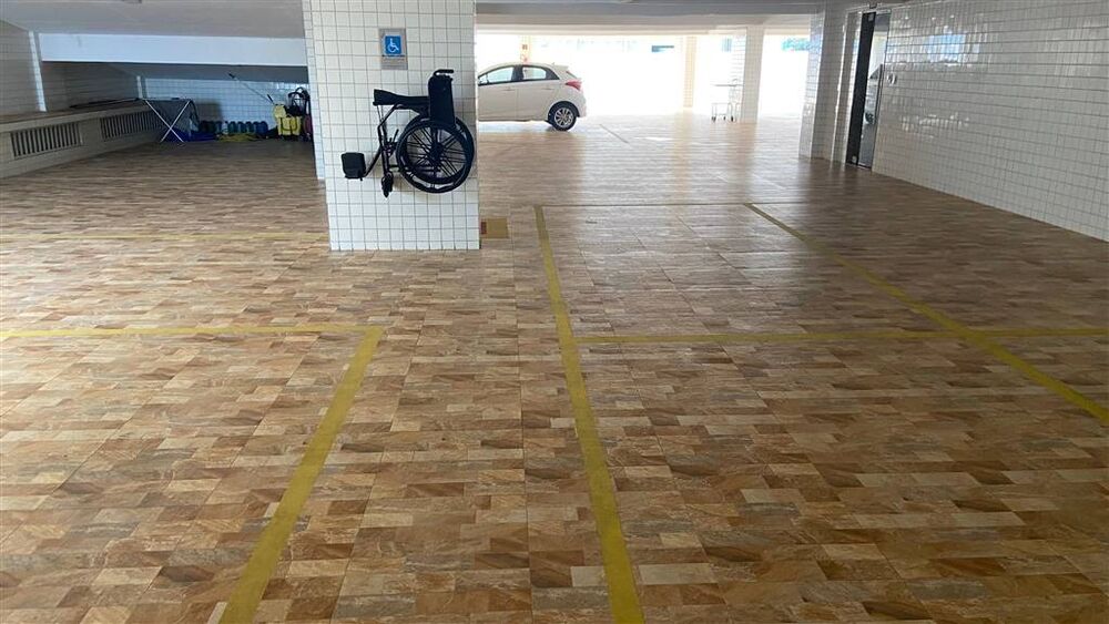 Apartamento para alugar com 2 quartos, 76m² - Foto 17