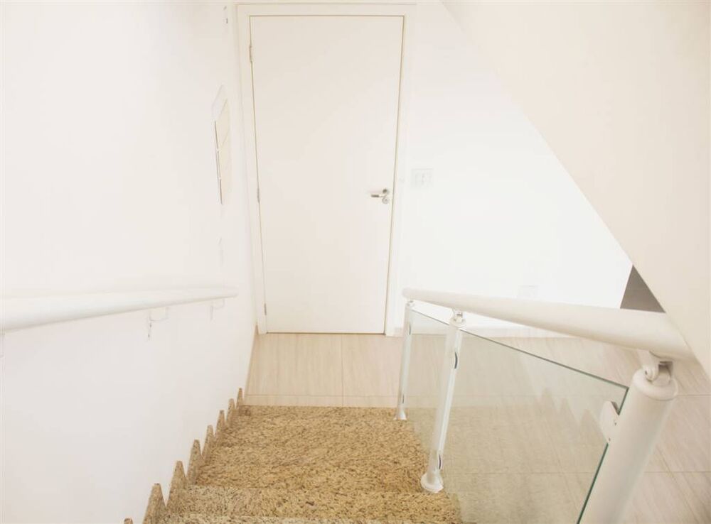 Apartamento à venda com 3 quartos, 217m² - Foto 6