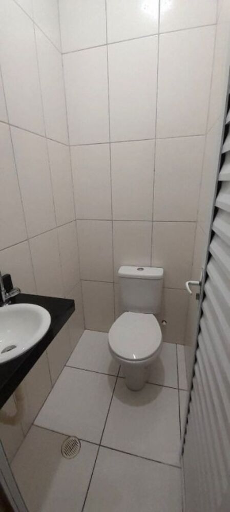 Casa à venda com 2 quartos, 77m² - Foto 12