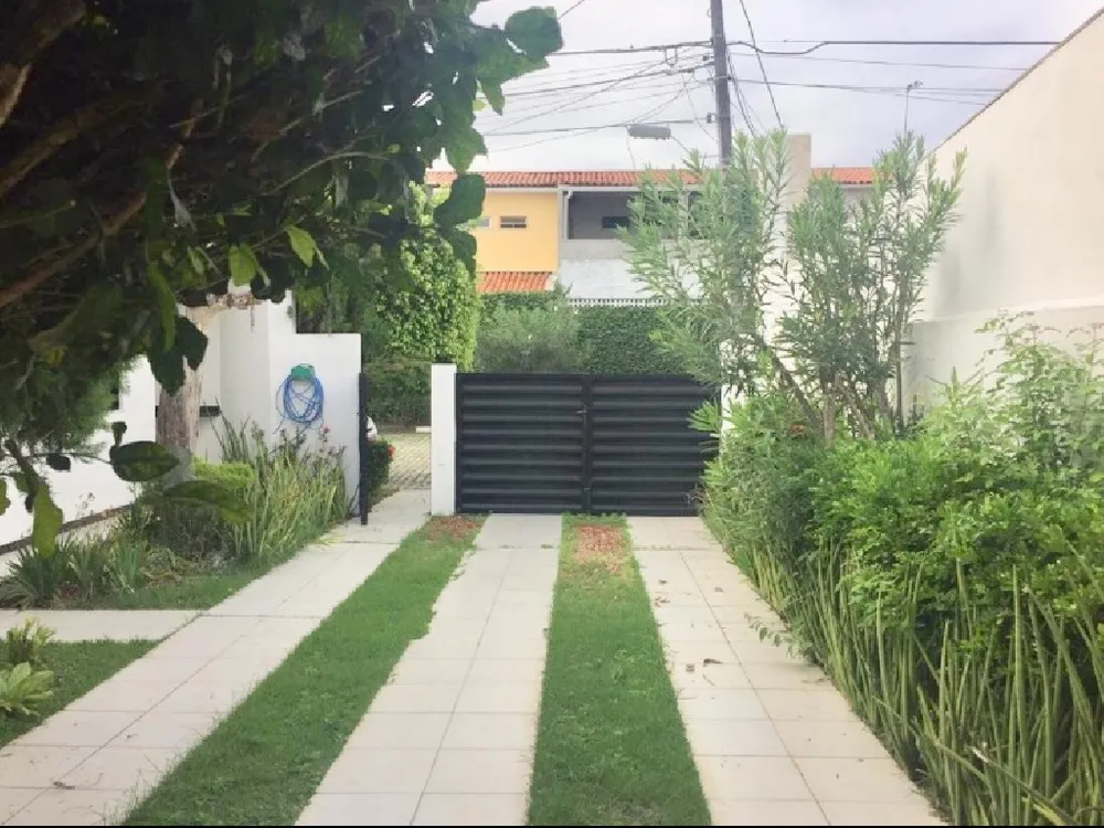 Casa, 5 quartos, 265 m² - Foto 4
