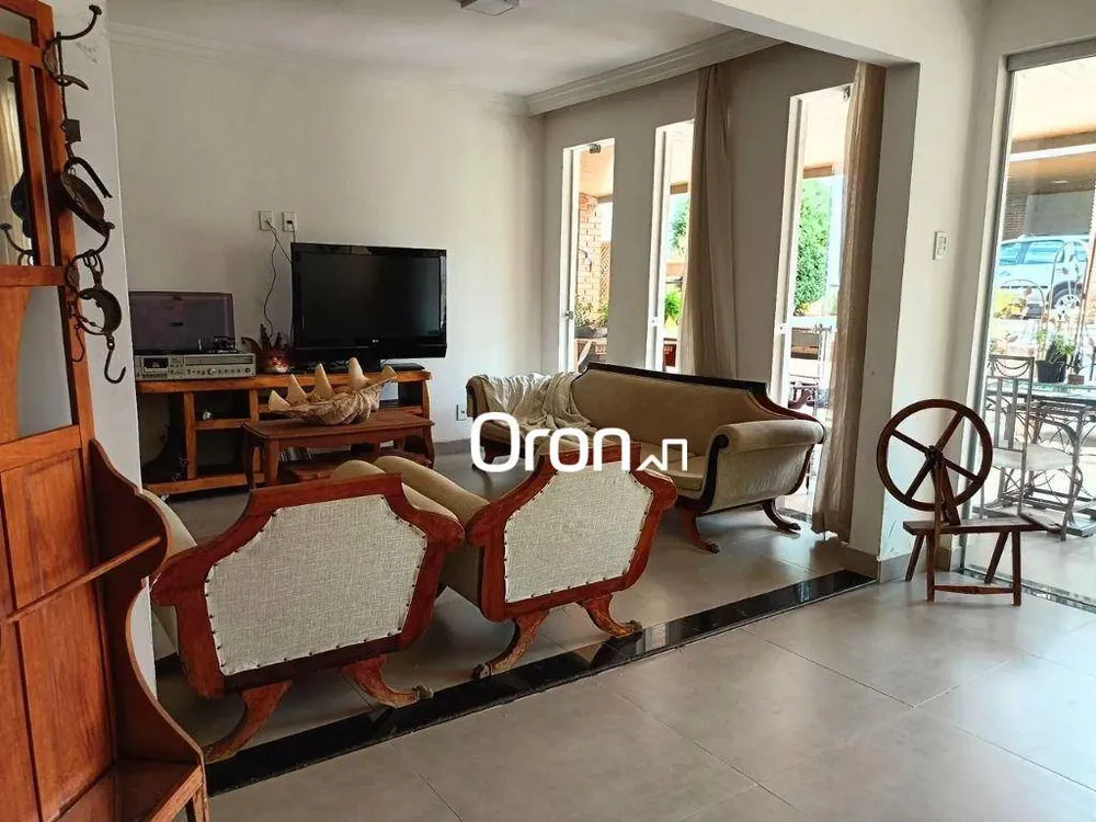 Casa, 3 quartos, 300 m² - Foto 11