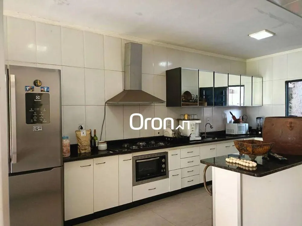 Casa, 3 quartos, 300 m² - Foto 13