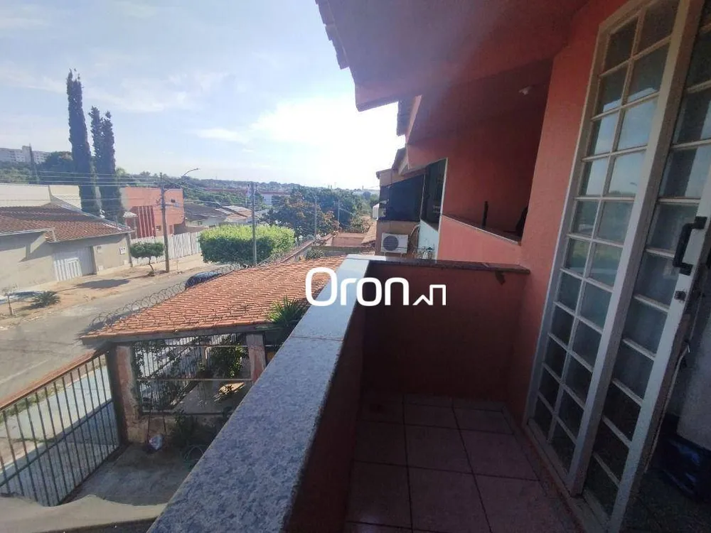 Sobrado, 3 quartos, 180 m² - Foto 4