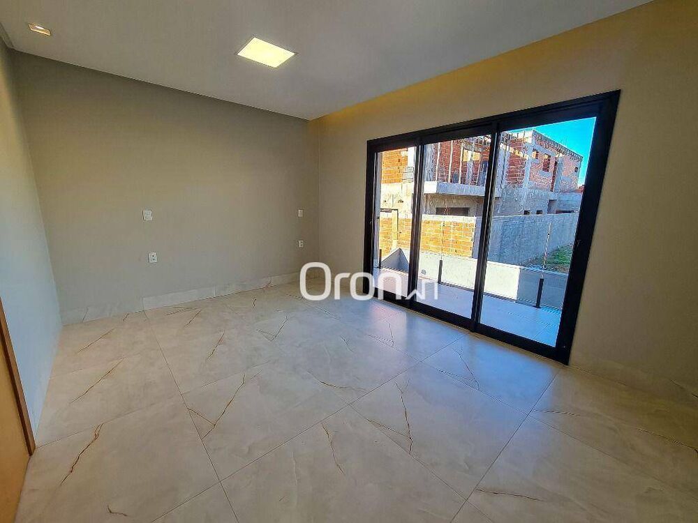 Sobrado à venda com 4 quartos, 228m² - Foto 8