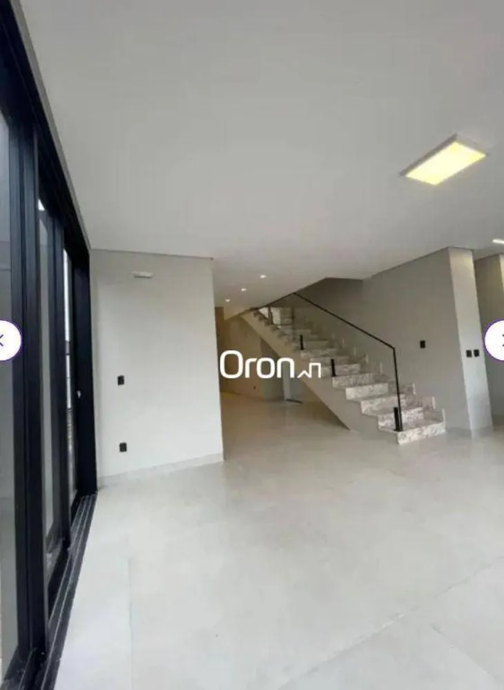 Sobrado, 4 quartos, 270 m² - Foto 2