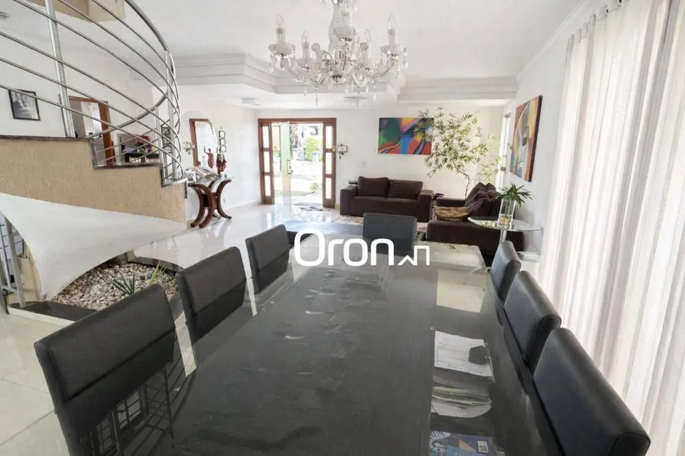 Sobrado, 3 quartos, 280 m² - Foto 2