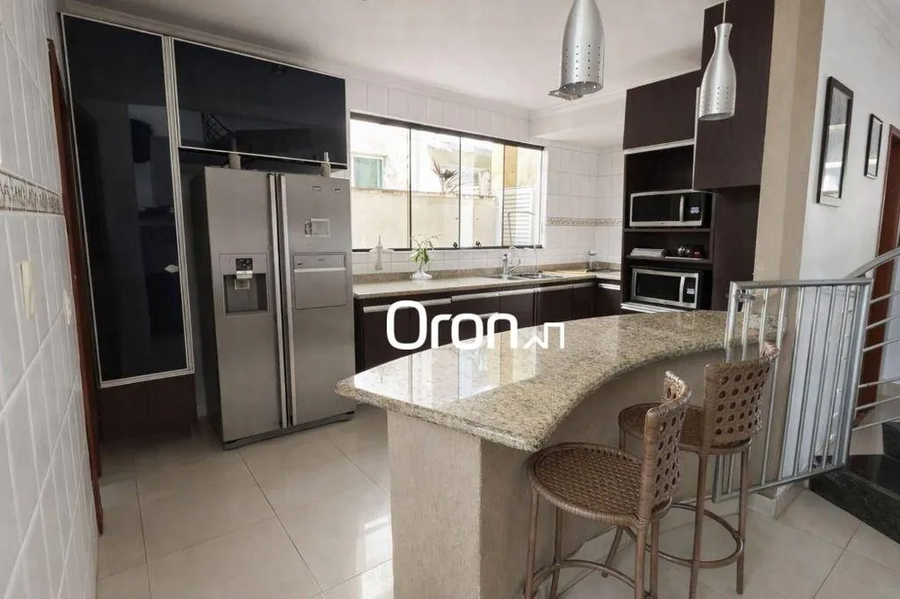 Sobrado, 3 quartos, 280 m² - Foto 4