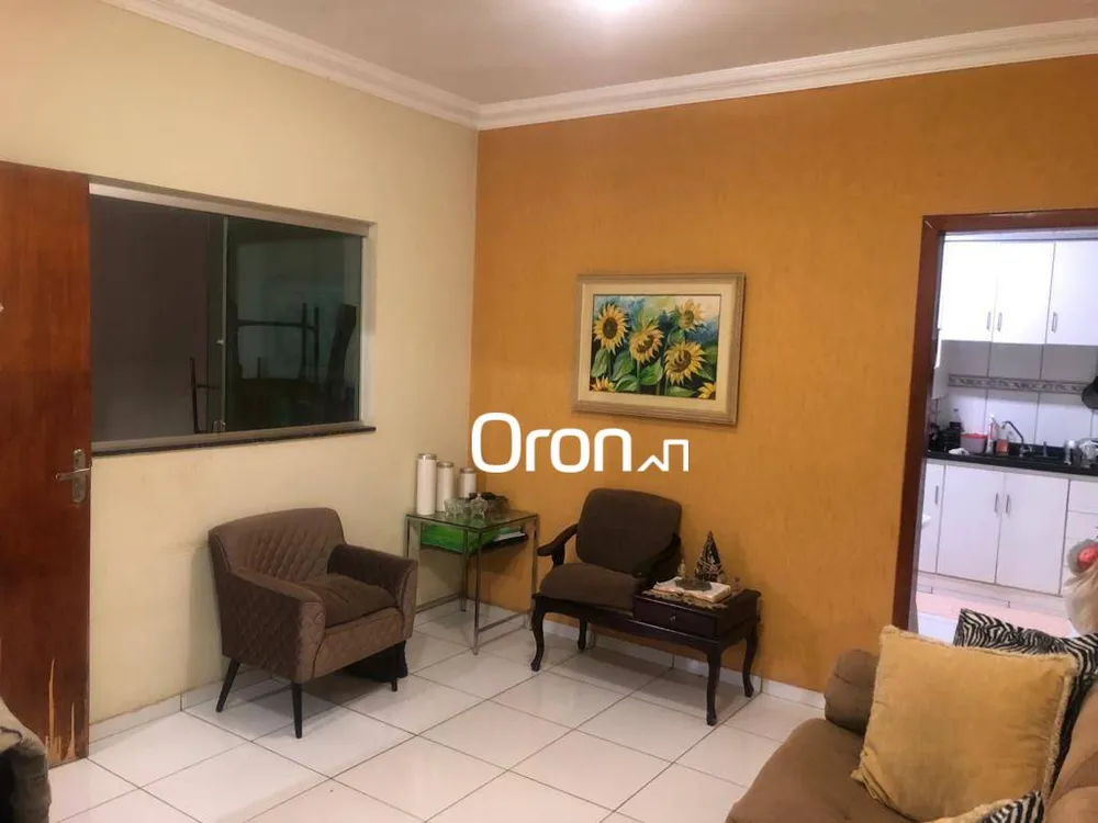Casa, 3 quartos, 110 m² - Foto 1