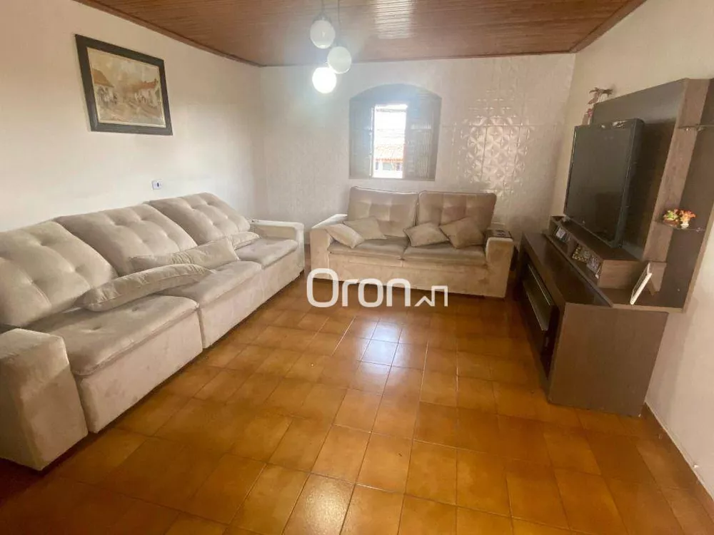 Sobrado à venda com 3 quartos, 431m² - Foto 2