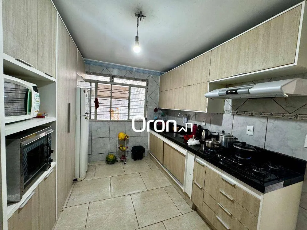 Casa, 4 quartos, 360 m² - Foto 2