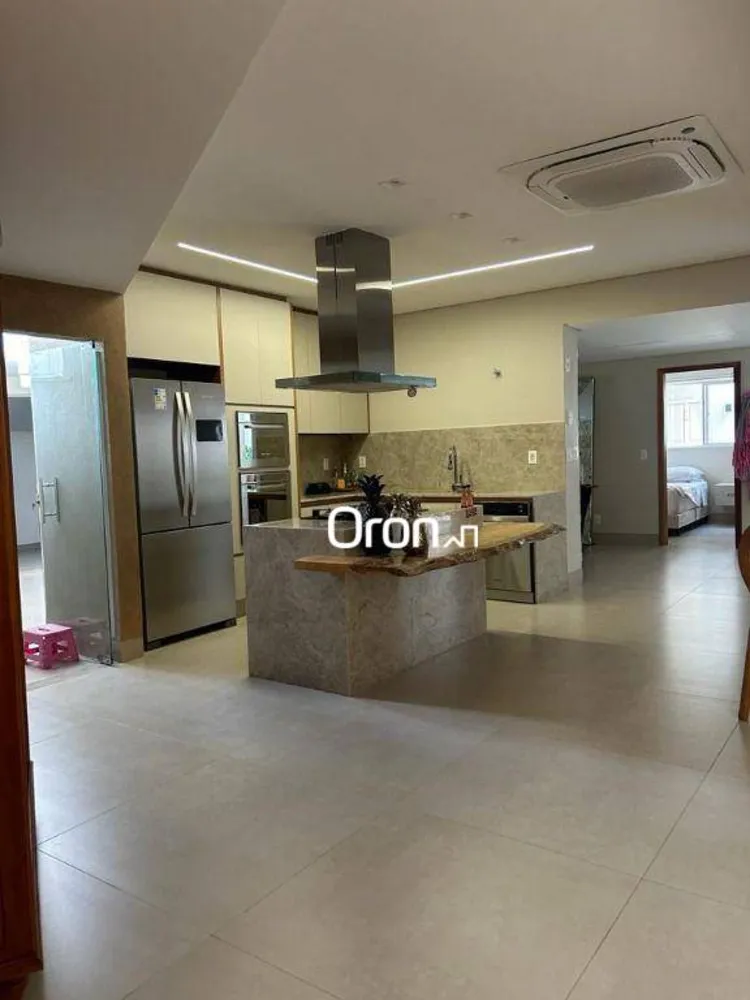 Sobrado, 4 quartos, 290 m² - Foto 4