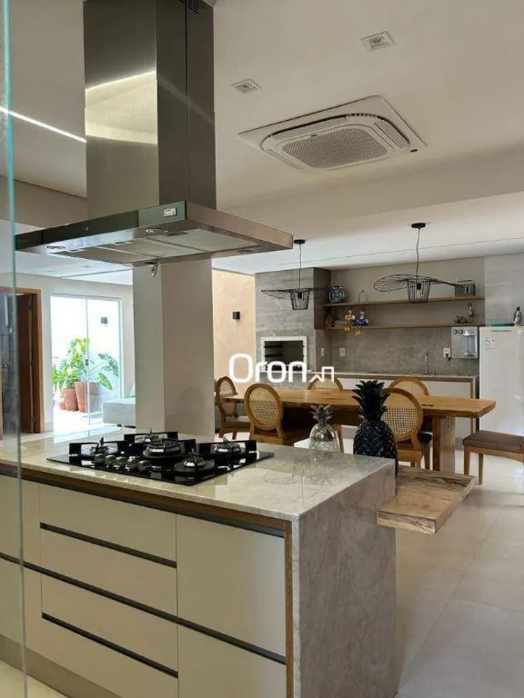 Sobrado, 4 quartos, 290 m² - Foto 8