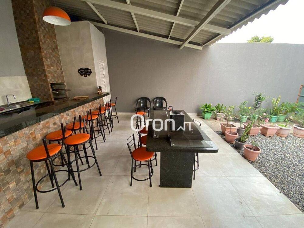 Sobrado à venda com 3 quartos, 135m² - Foto 2