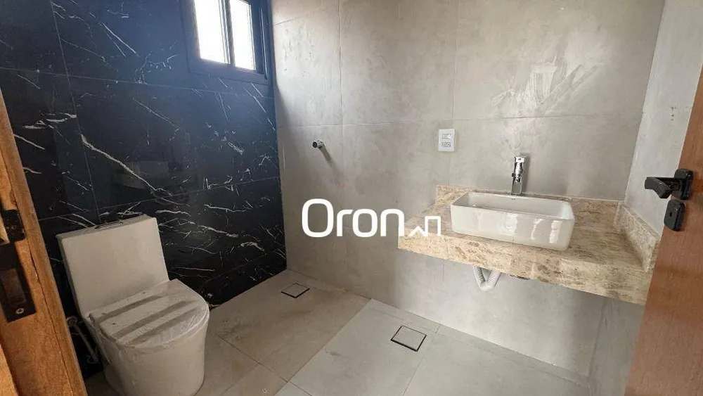 Sobrado, 4 quartos, 199 m² - Foto 1