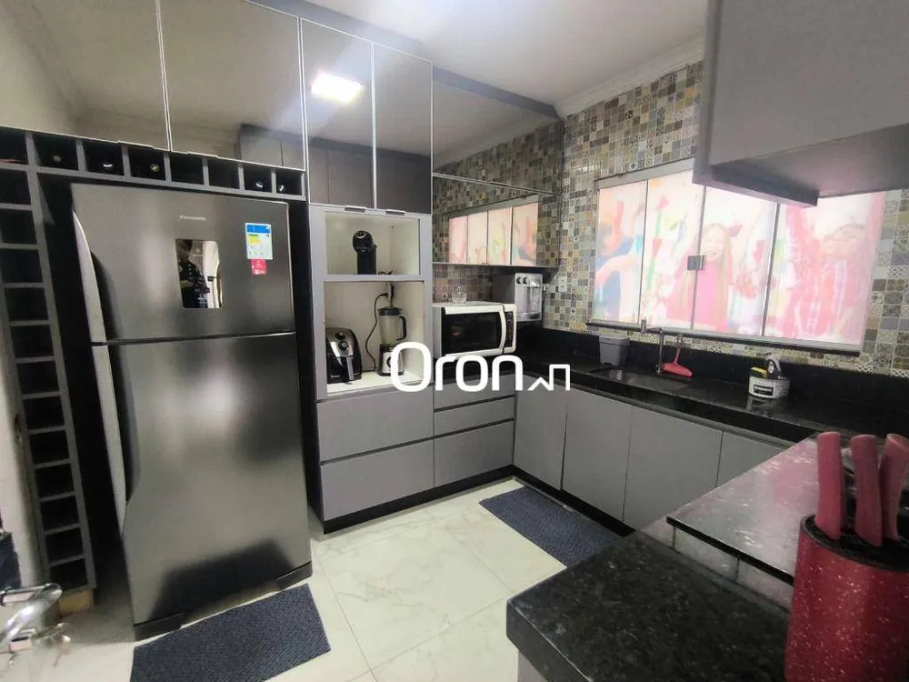 Sobrado, 4 quartos, 360 m² - Foto 2