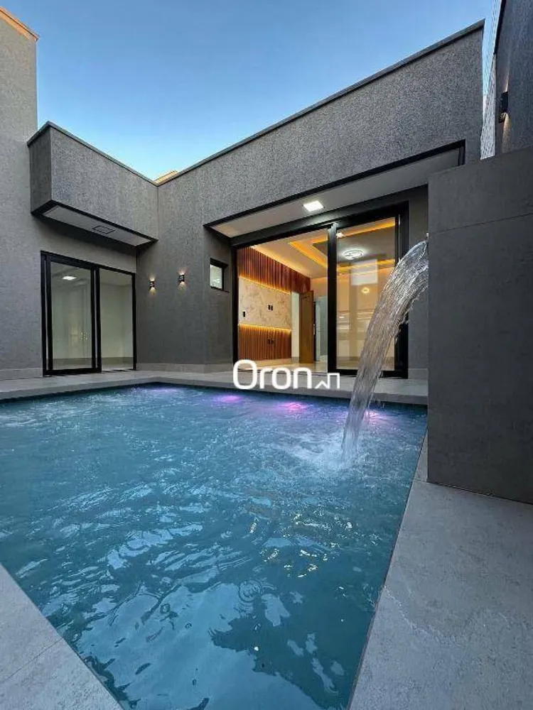 Casa, 3 quartos, 238 m² - Foto 1