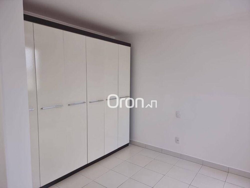 Apartamento à venda com 3 quartos, 150m² - Foto 2
