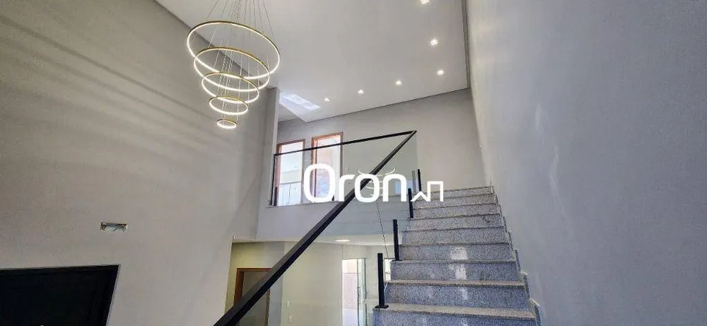 Sobrado, 4 quartos, 230 m² - Foto 1