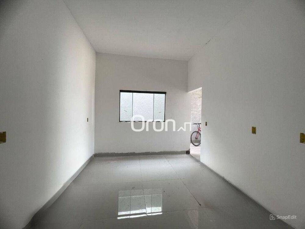 Casa à venda com 3 quartos, 116m² - Foto 1