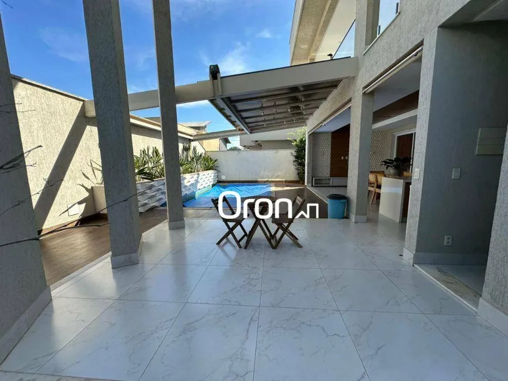 Sobrado, 4 quartos, 389 m² - Foto 2