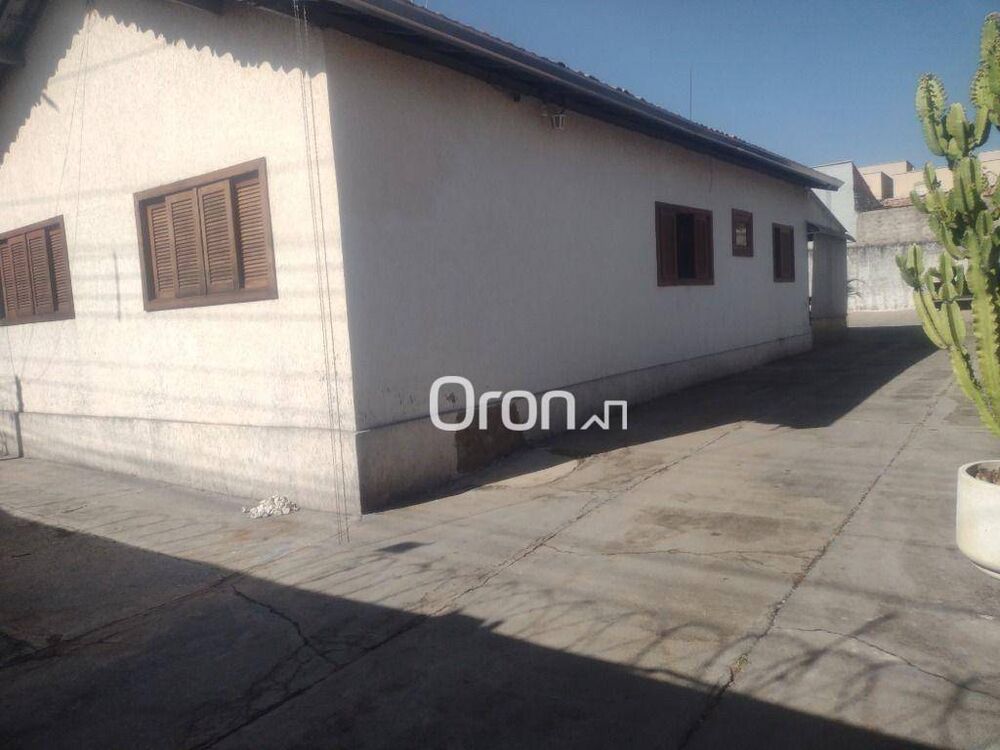 Casa, 3 quartos, 130 m² - Foto 2