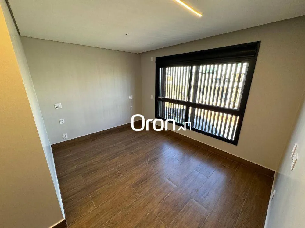 Sobrado, 3 quartos, 244 m² - Foto 4