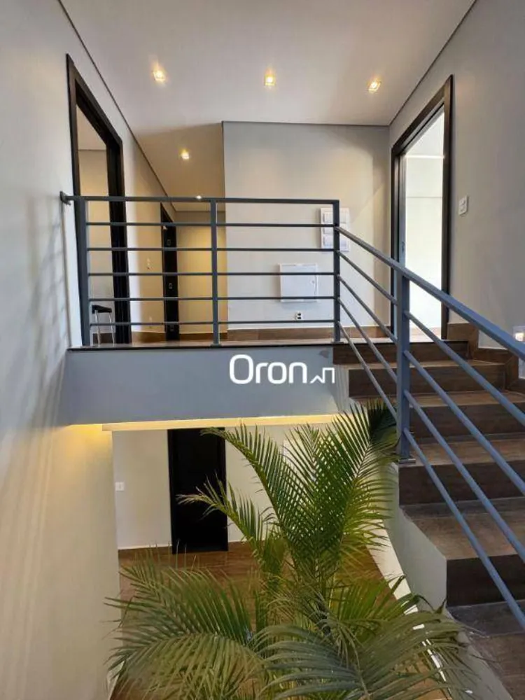 Sobrado, 3 quartos, 244 m² - Foto 2