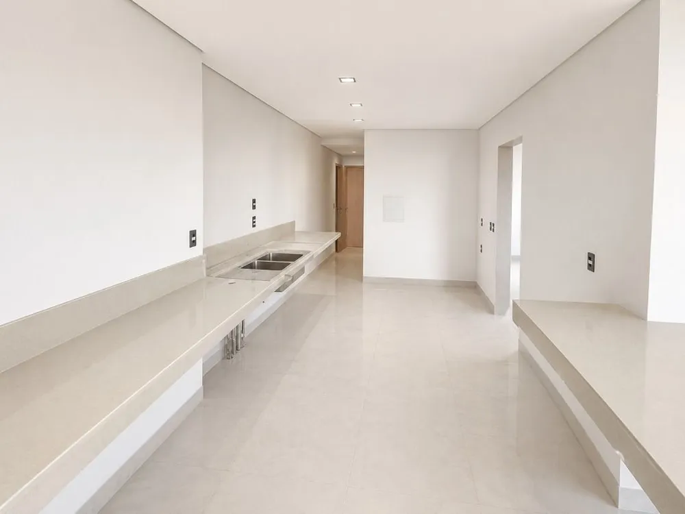 Apartamento, 4 quartos, 245 m² - Foto 7