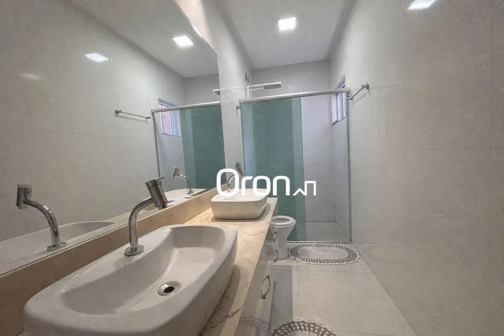 Casa, 3 quartos, 250 m² - Foto 8