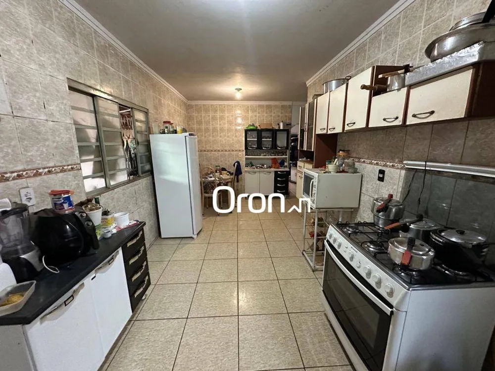 Casa, 3 quartos, 200 m² - Foto 4