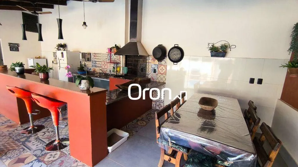 Sobrado, 4 quartos, 307 m² - Foto 5