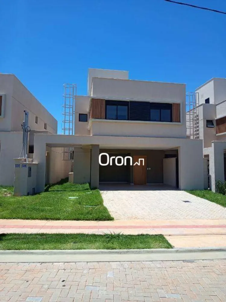 Sobrado, 3 quartos, 181 m² - Foto 1