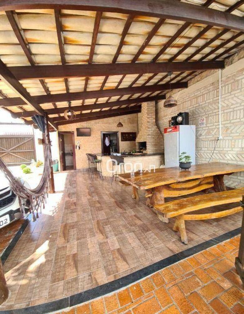 Casa, 3 quartos, 320 m² - Foto 2