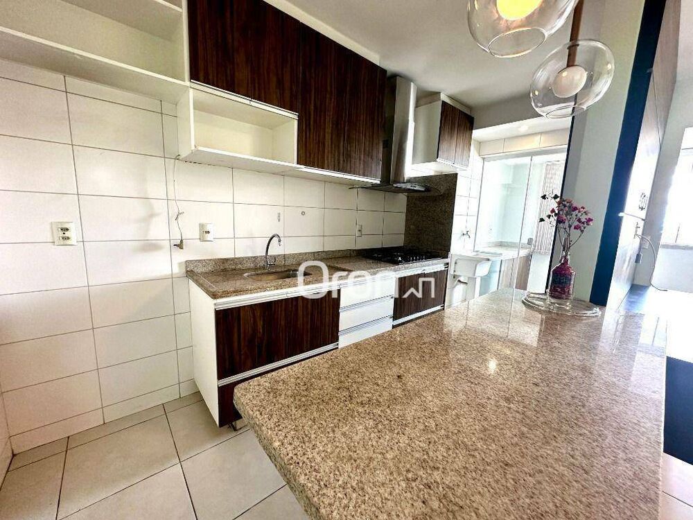 Apartamento à venda com 2 quartos, 62m² - Foto 4
