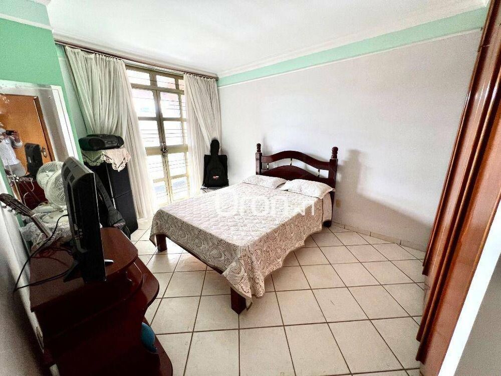 Sobrado, 4 quartos, 247 m² - Foto 4