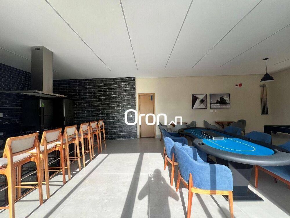 Cobertura à venda com 4 quartos, 243m² - Foto 2