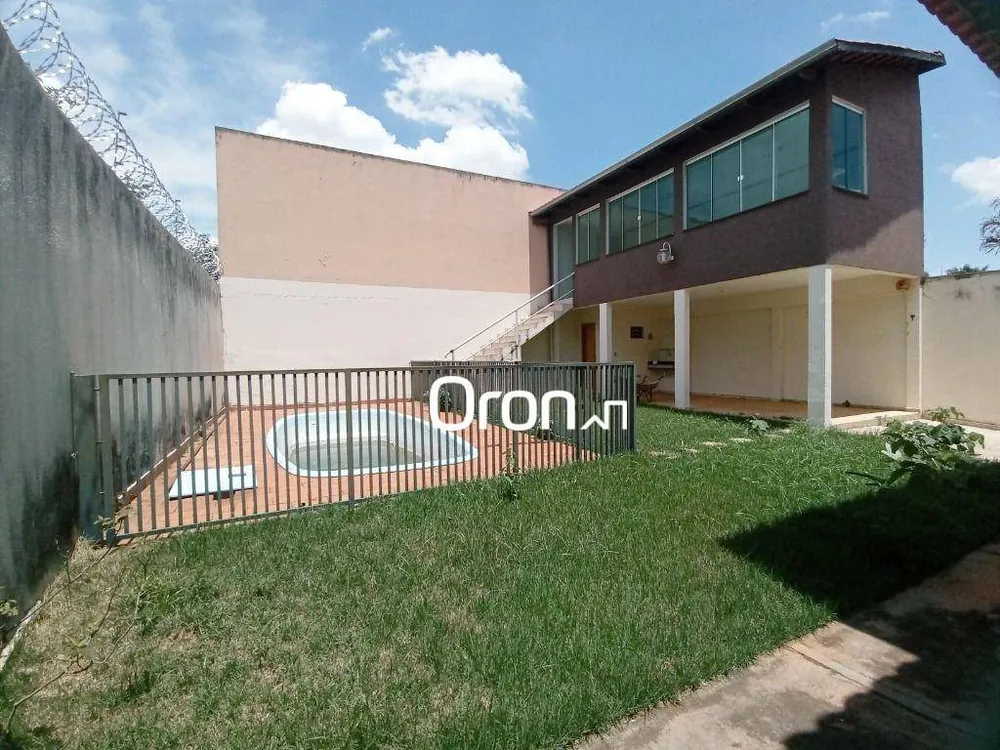 Casa, 3 quartos, 245 m² - Foto 7
