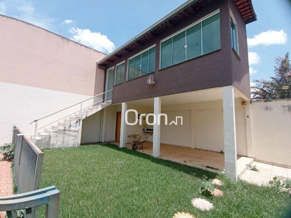 Casa, 3 quartos, 245 m² - Foto 9