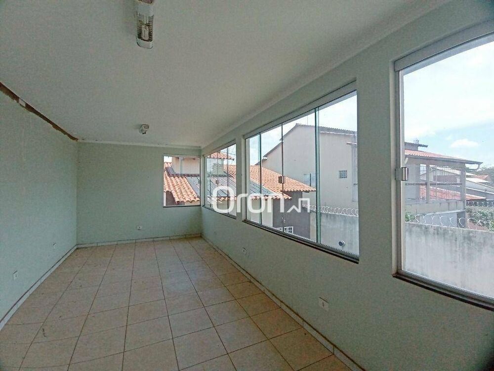 Casa, 3 quartos, 245 m² - Foto 8