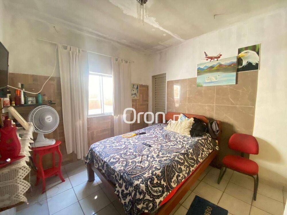 Casa, 4 quartos, 287 m² - Foto 2