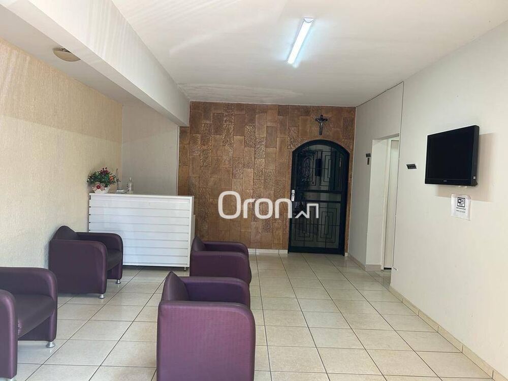Casa, 4 quartos, 330 m² - Foto 1