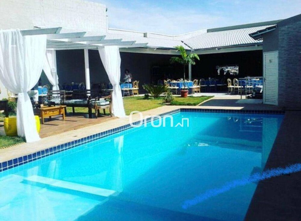 Casa, 3 quartos, 240 m² - Foto 2